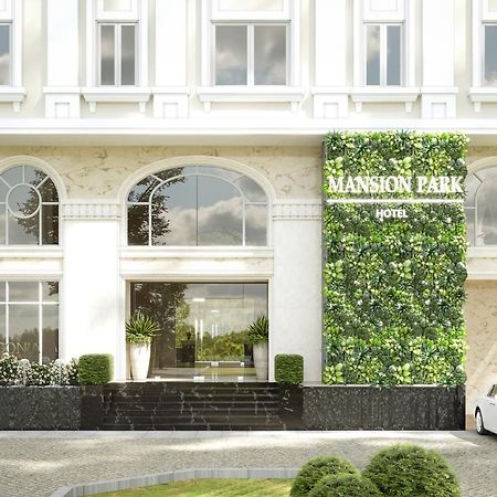 Mansion Park Hotel & Apartment Bien Hoa Exteriör bild