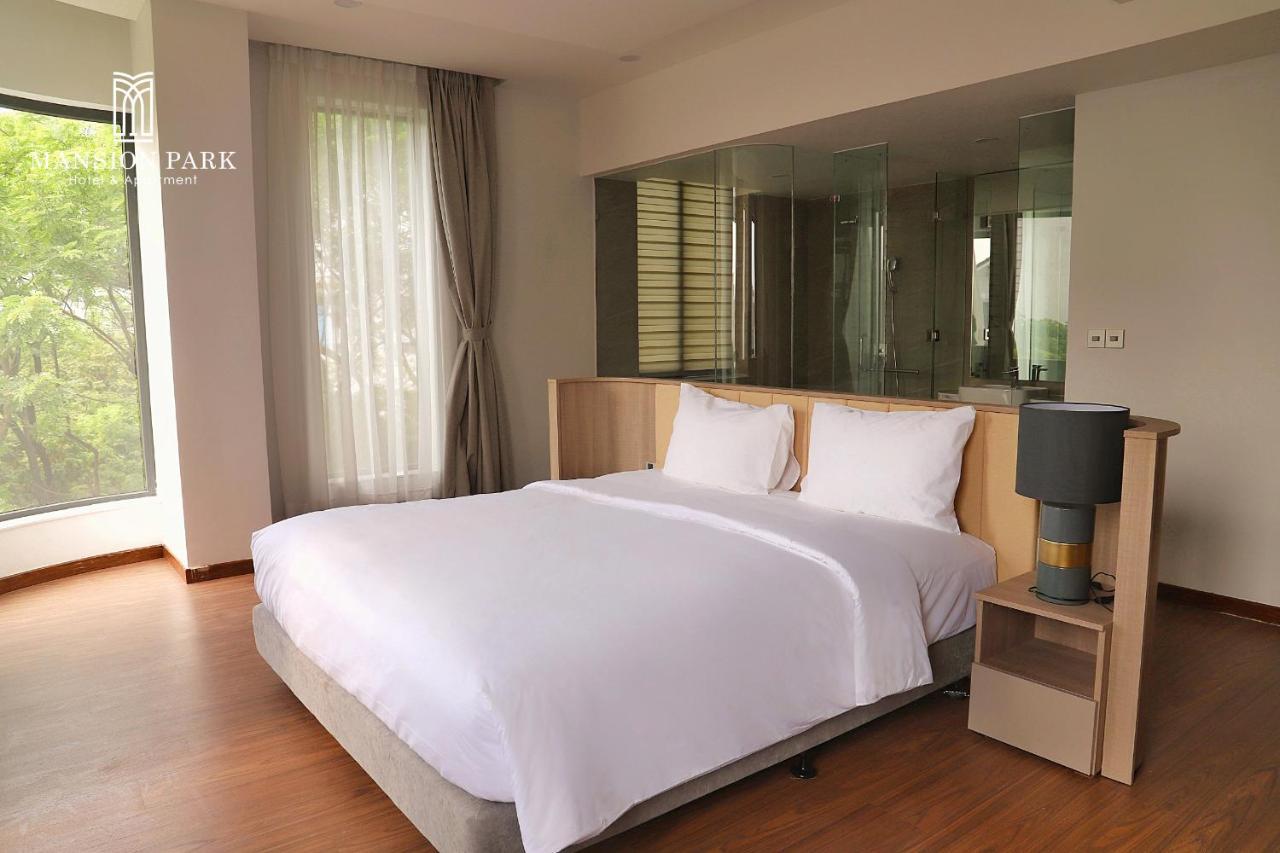 Mansion Park Hotel & Apartment Bien Hoa Exteriör bild